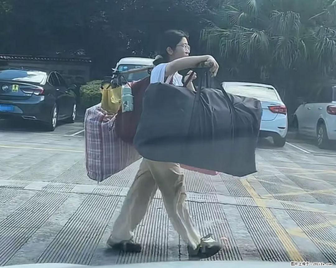 全网追的“扁担女孩”，找了一份暑假工，时薪12元 - 周口生活资讯 - 周口28生活网 zk.28life.com